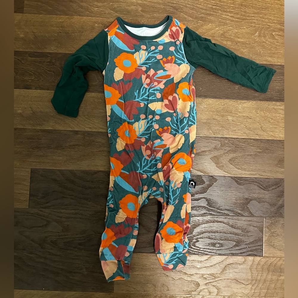 RAGS Long sleeve baby girl size - 6-9 months romper